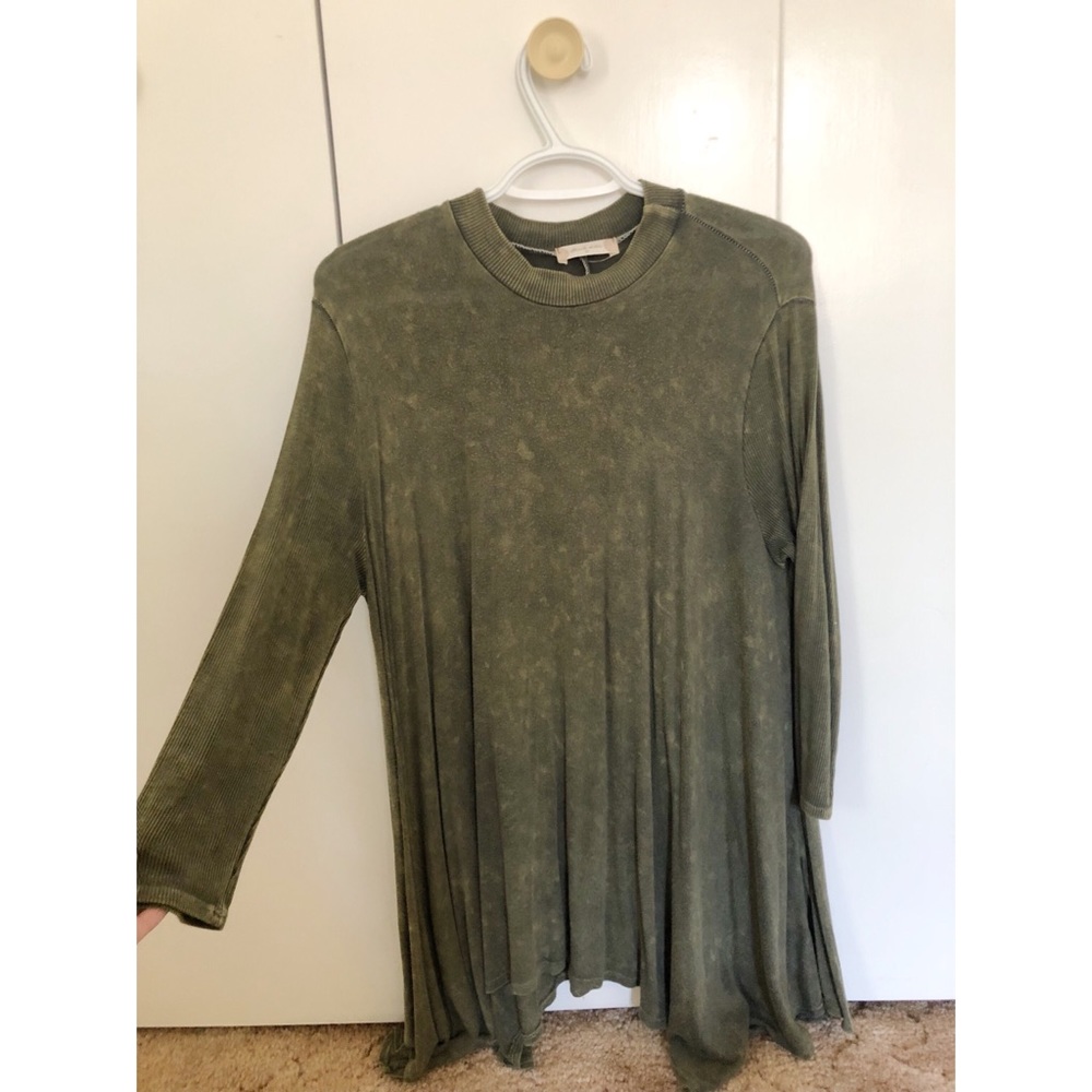 Dark green tunic top